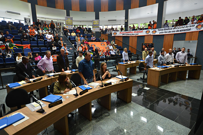 Amianto: Após mobilização da Força-PR, veto parcial do prefeito de SJP é derrubado